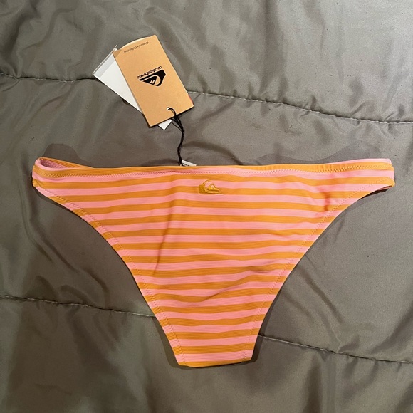NWT Quiksilver Classic Ribbed Cheeky Bottoms🌸🌊 - Picture 3 of 6